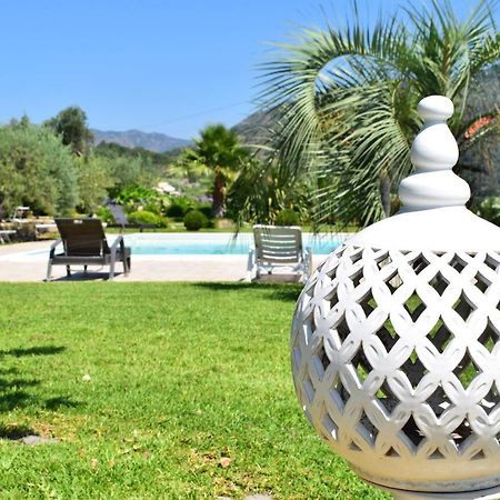 Taormina Villa Ibiscus Alcantara Gaggi Exteriör bild