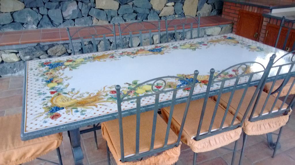 Taormina Villa Ibiscus Alcantara Gaggi Exteriör bild