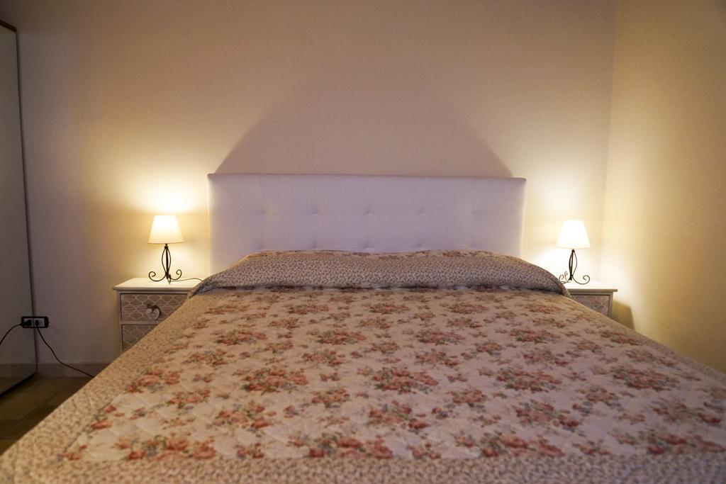 Taormina Villa Ibiscus Alcantara Gaggi Exteriör bild